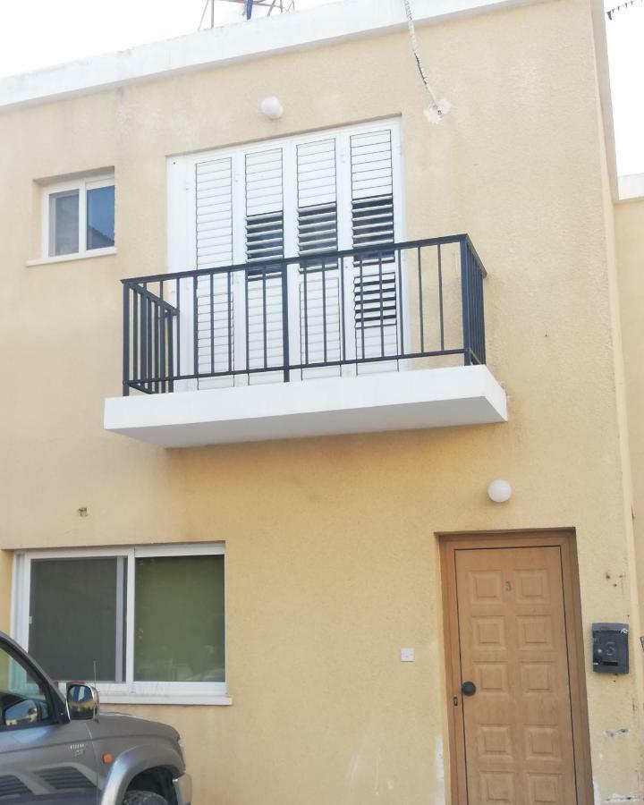 Appartement Chriselina Gottage à Paphos Extérieur photo