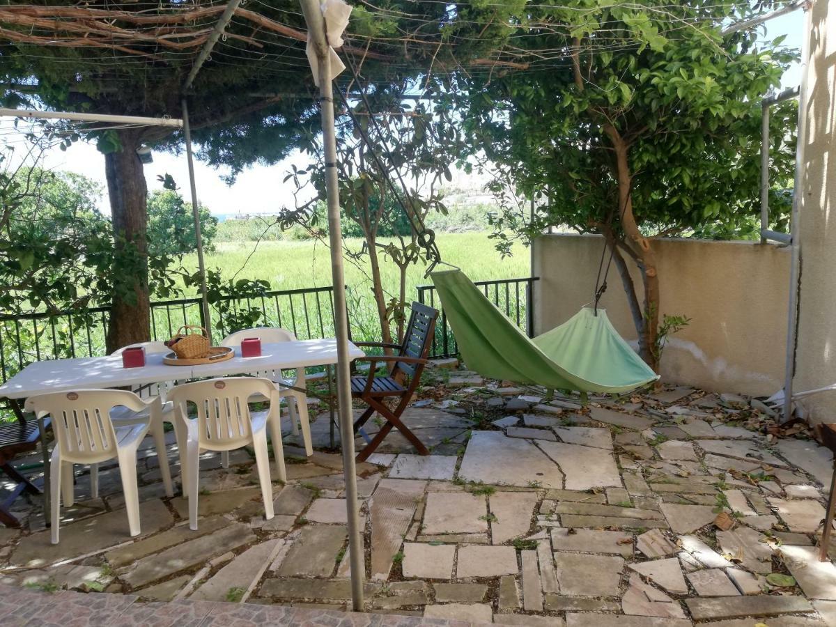 Appartement Chriselina Gottage à Paphos Extérieur photo